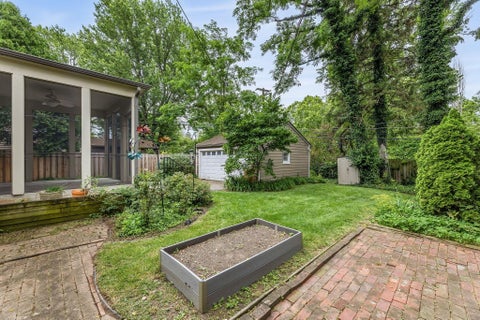 Tiny photo for 35 Brevoort Road, Columbus, OH 43214 (MLS # 226023813)