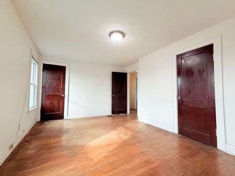 Tiny photo for 758 Hanford Street, Columbus, OH 43206 (MLS # 226000748)