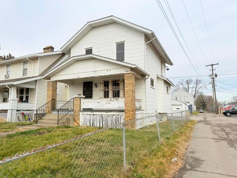 Tiny photo for 758 Hanford Street, Columbus, OH 43206 (MLS # 226000748)