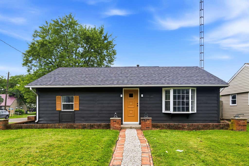 Photo of 589 Uncapher Avenue, Marion, OH 43302 (MLS # 226031071)