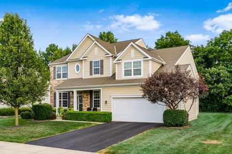 Photo of 1811 Ivy Street, Lewis Center, OH 43035 (MLS # 225033703)