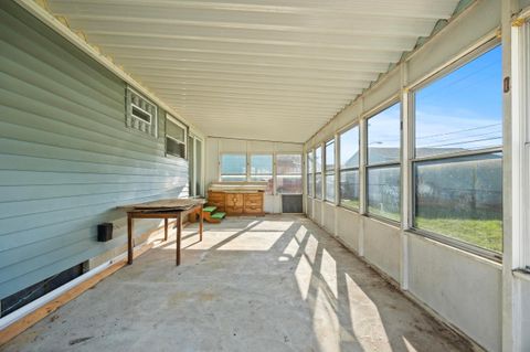 Tiny photo for 3881 Lexmont Road S, Columbus, OH 43228 (MLS # 225037786)