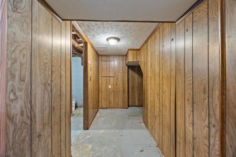 Tiny photo for 3881 Lexmont Road S, Columbus, OH 43228 (MLS # 225037786)