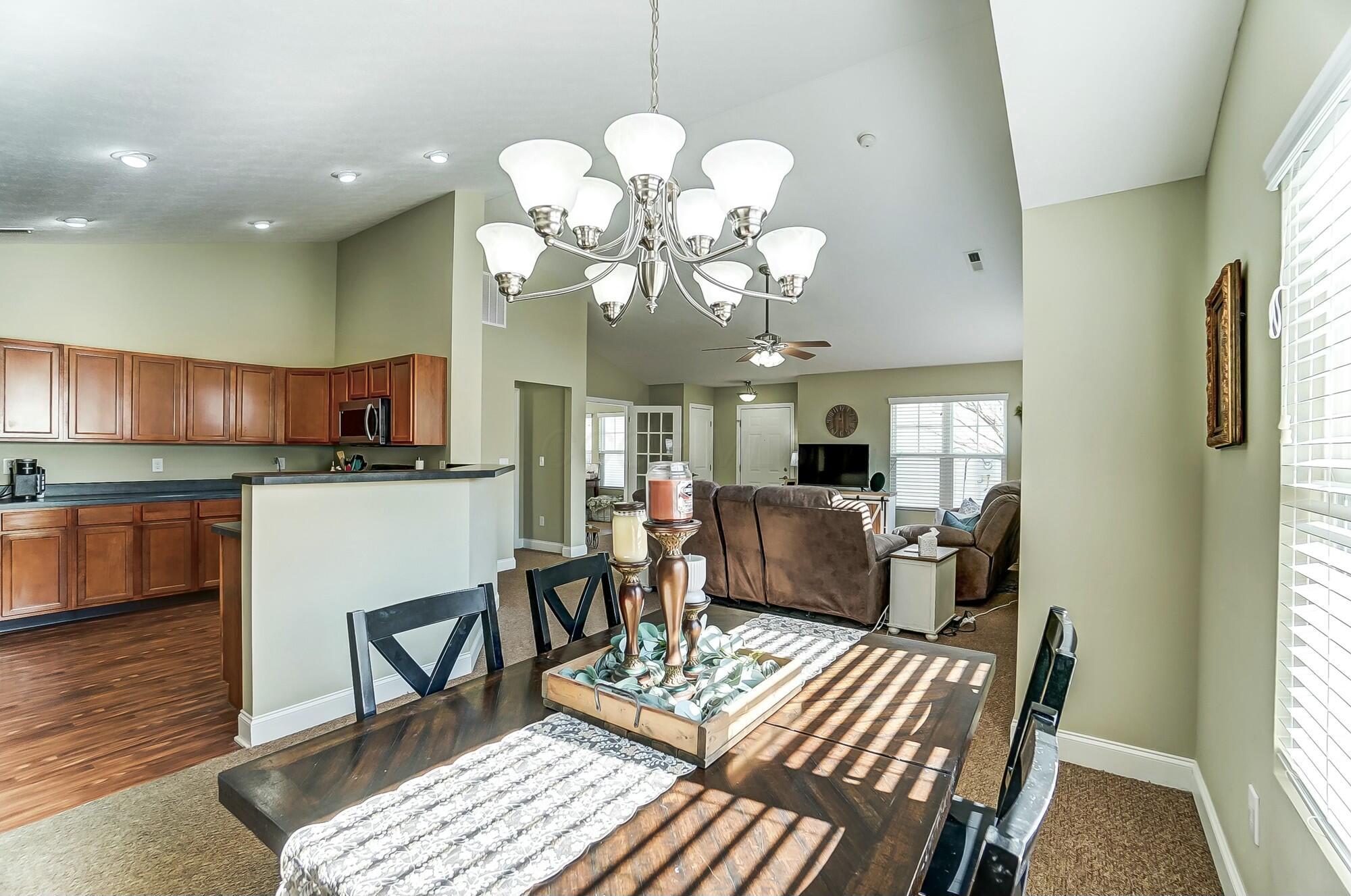 5559 Tumbling Creek Drive #54, Dublin, Ohio image 16