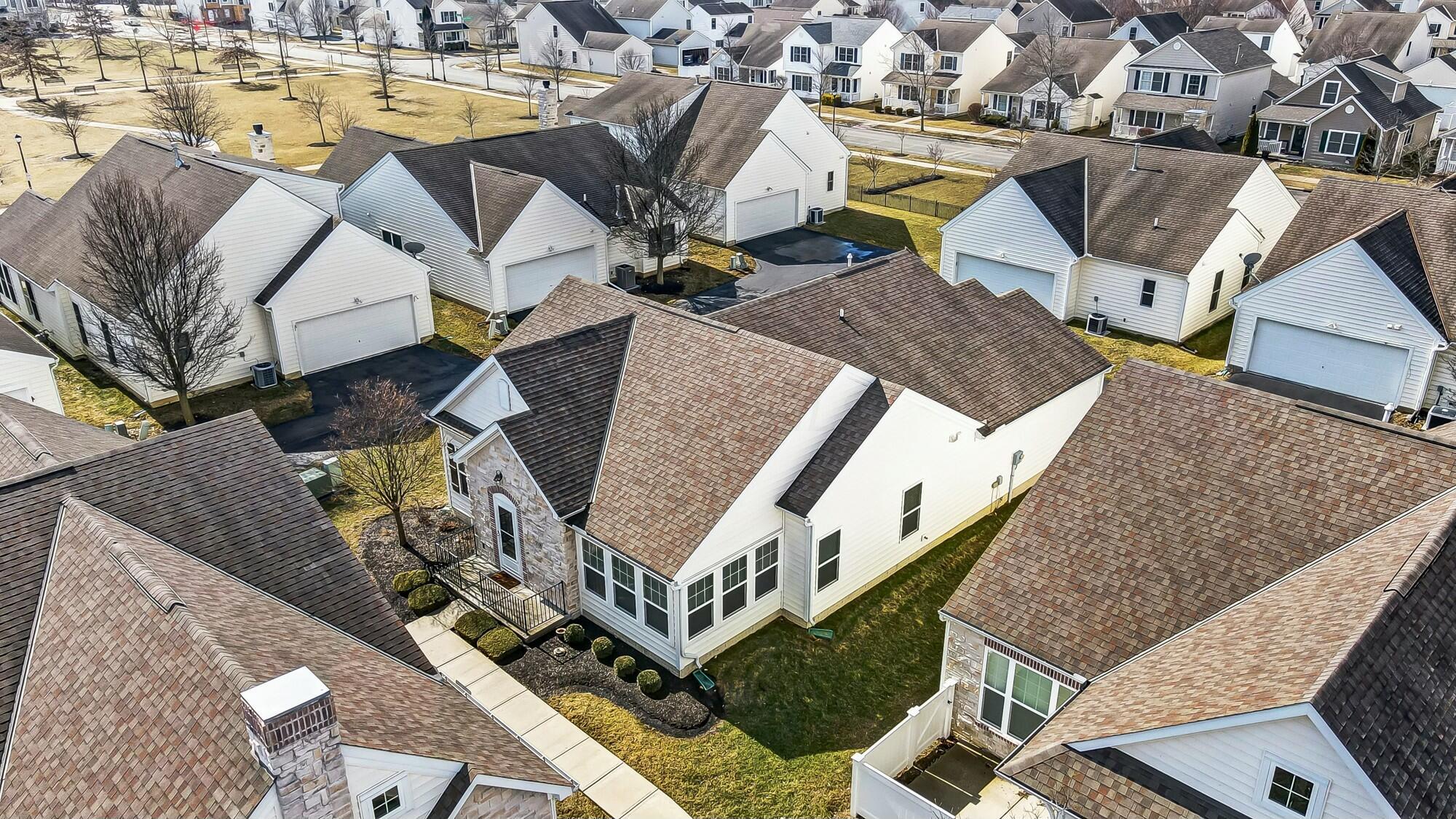 5559 Tumbling Creek Drive #54, Dublin, Ohio image 1