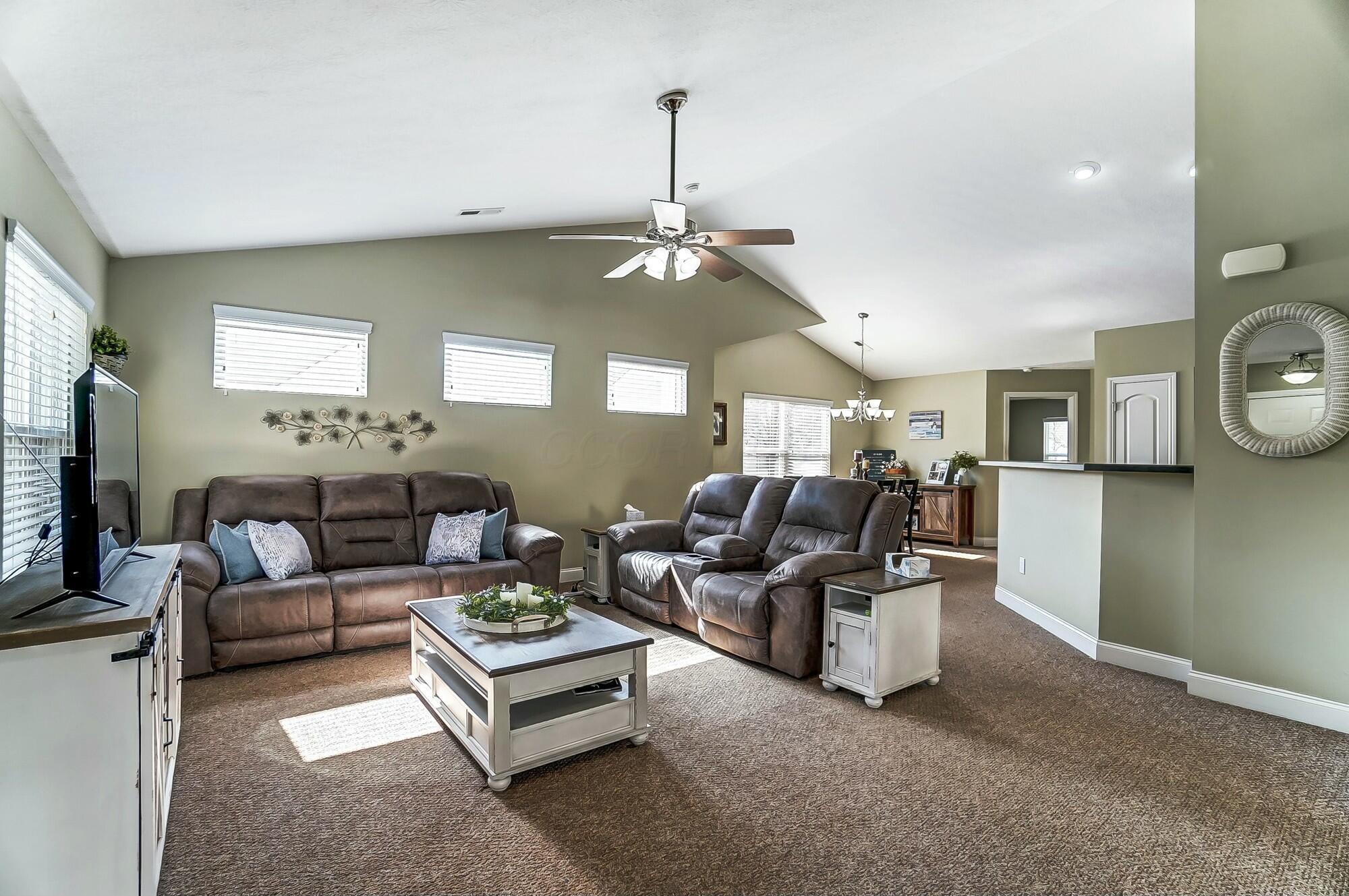 5559 Tumbling Creek Drive #54, Dublin, Ohio image 14