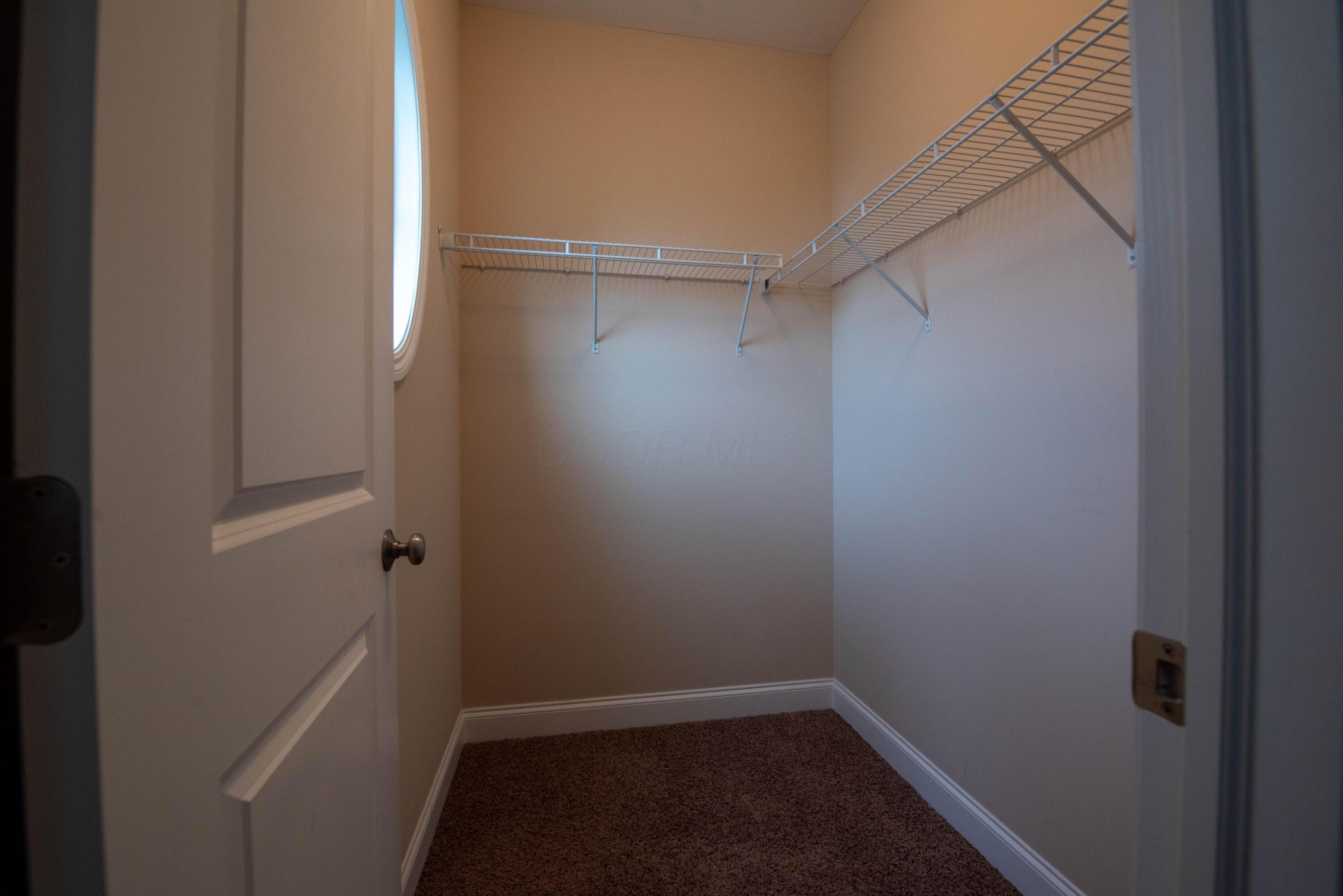 240 Fox Glen Drive, Pickerington, Ohio image 28