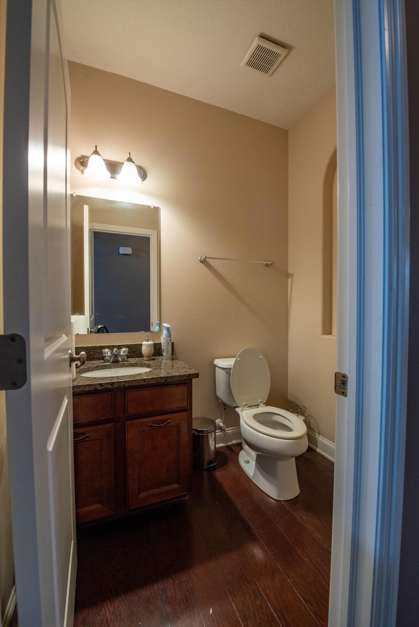 240 Fox Glen Drive, Pickerington, Ohio image 48