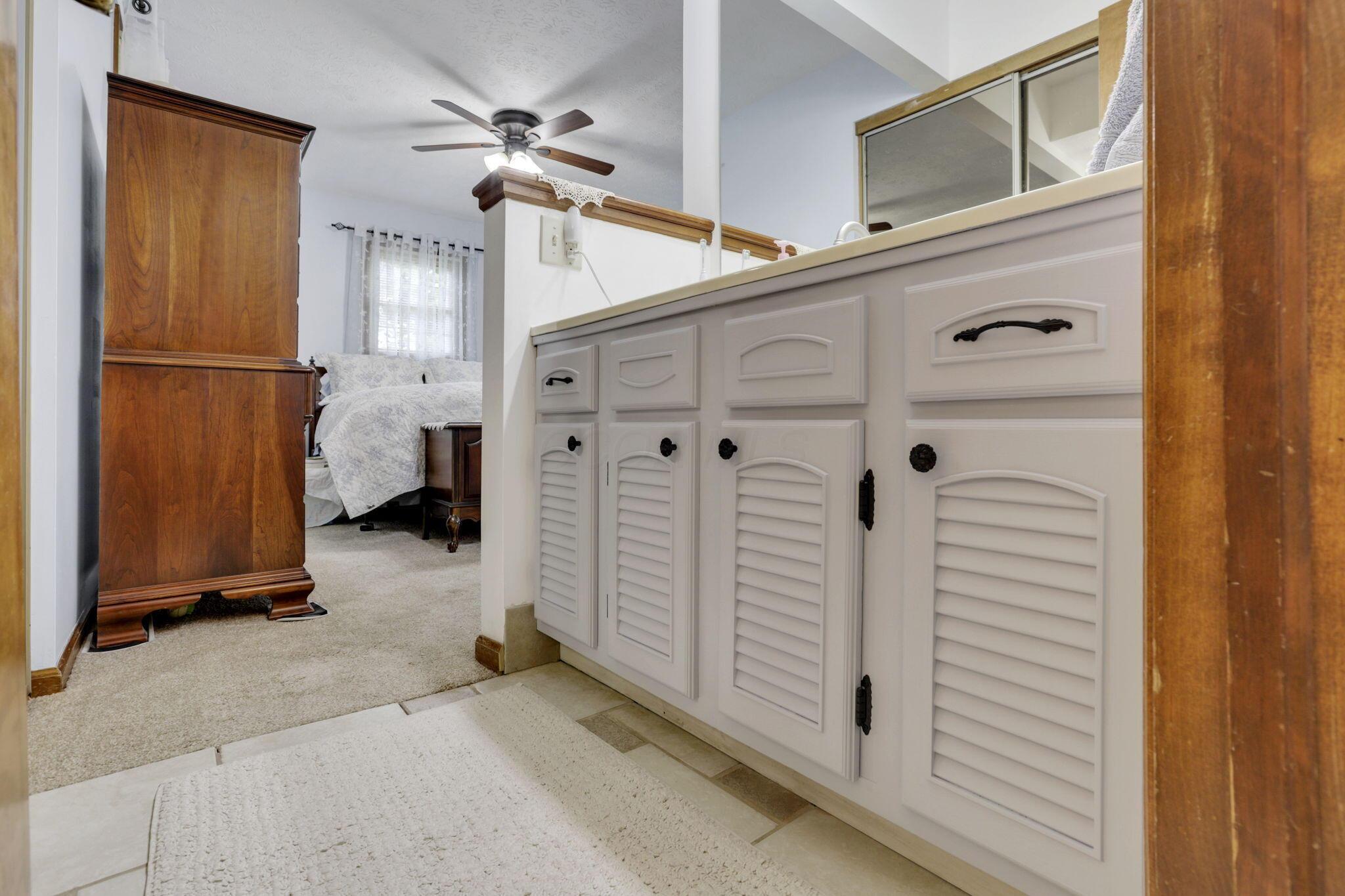 11717 Kennington Square, Pickerington, Ohio image 24