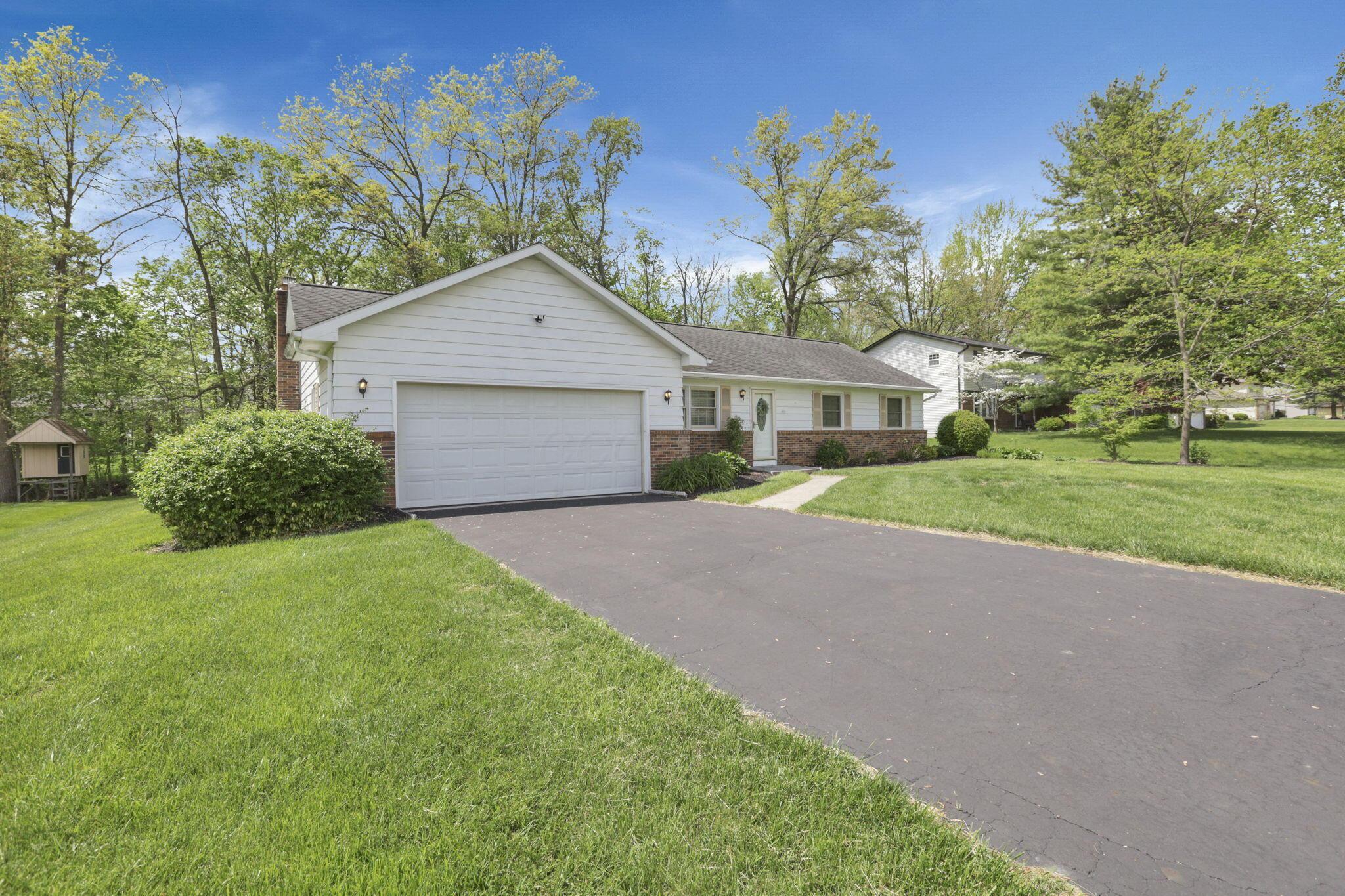 11717 Kennington Square, Pickerington, Ohio image 47