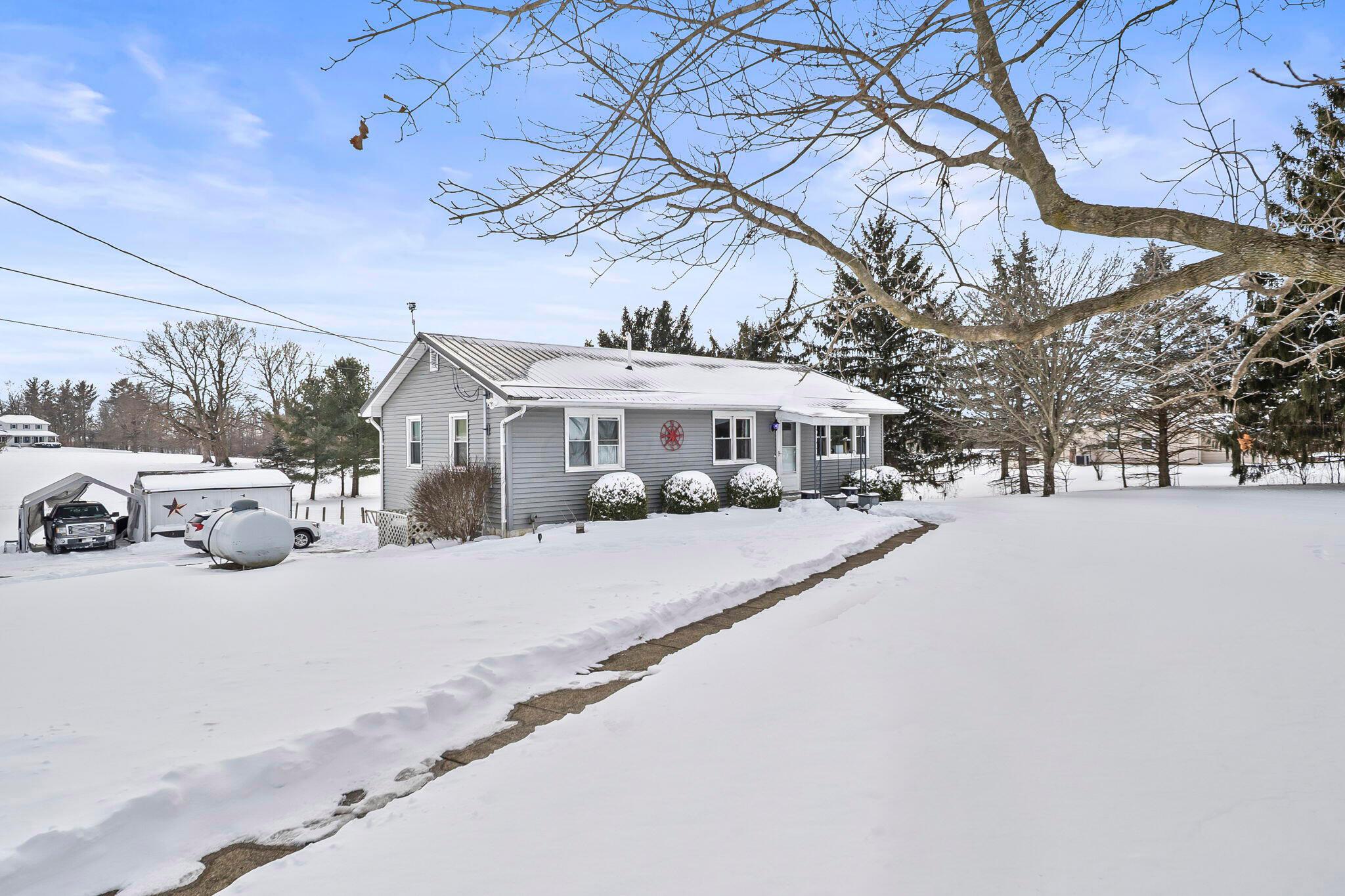 3664 Township Road 145 Road