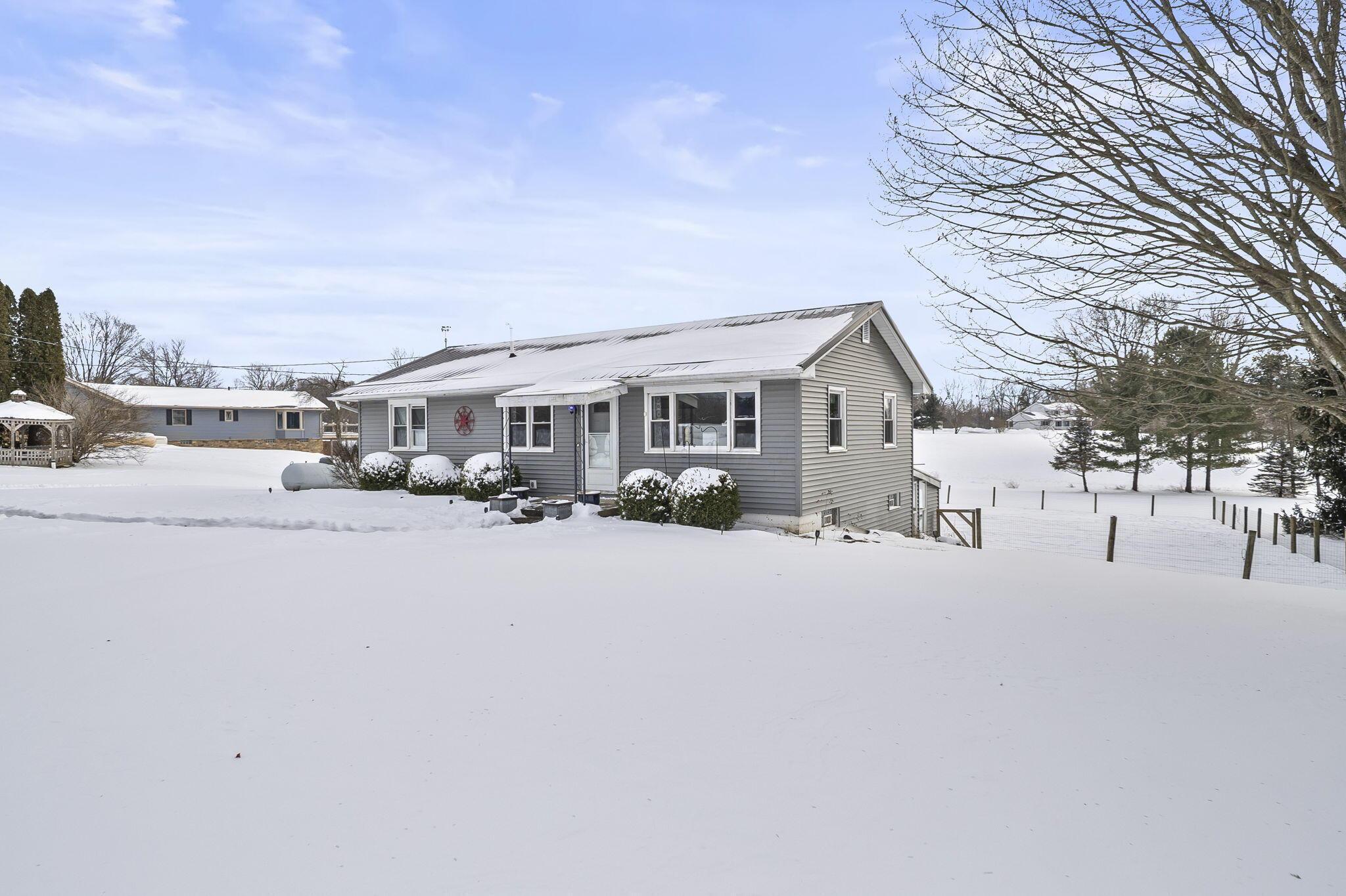 3664 Township Road 145 Road