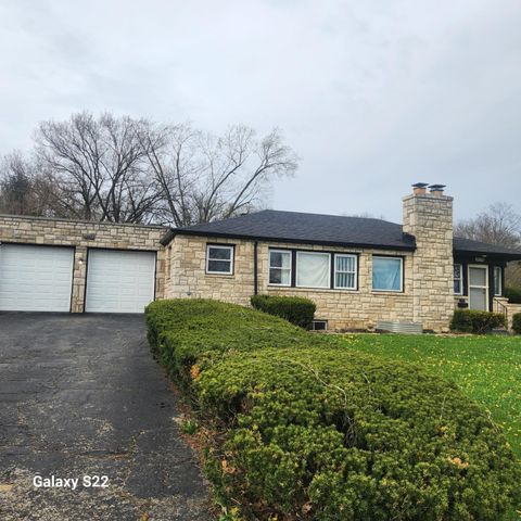 Photo of 3270 E Livingston Avenue, Columbus, OH 43227 (MLS # 226010421)