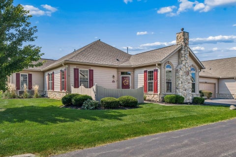 Photo of 8848 Linksway Drive, Powell, OH 43065 (MLS # 226034588)
