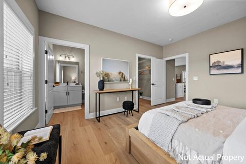 Tiny photo for 5604 Apothecary Way 4 #4, New Albany, OH 43054 (MLS # 225043284)