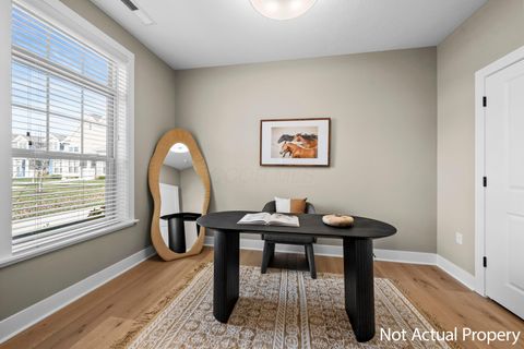 Tiny photo for 5604 Apothecary Way 4 #4, New Albany, OH 43054 (MLS # 225043284)