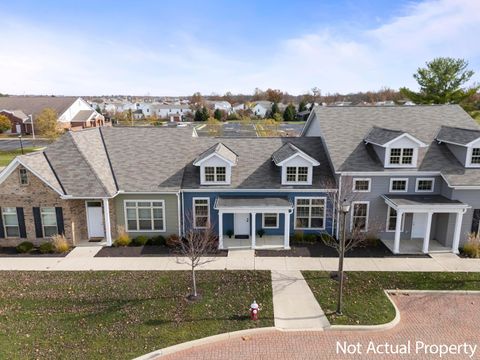 Tiny photo for 5604 Apothecary Way 4 #4, New Albany, OH 43054 (MLS # 225043284)