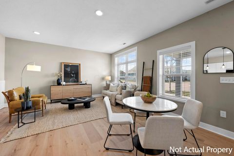 Tiny photo for 5604 Apothecary Way 4 #4, New Albany, OH 43054 (MLS # 225043284)