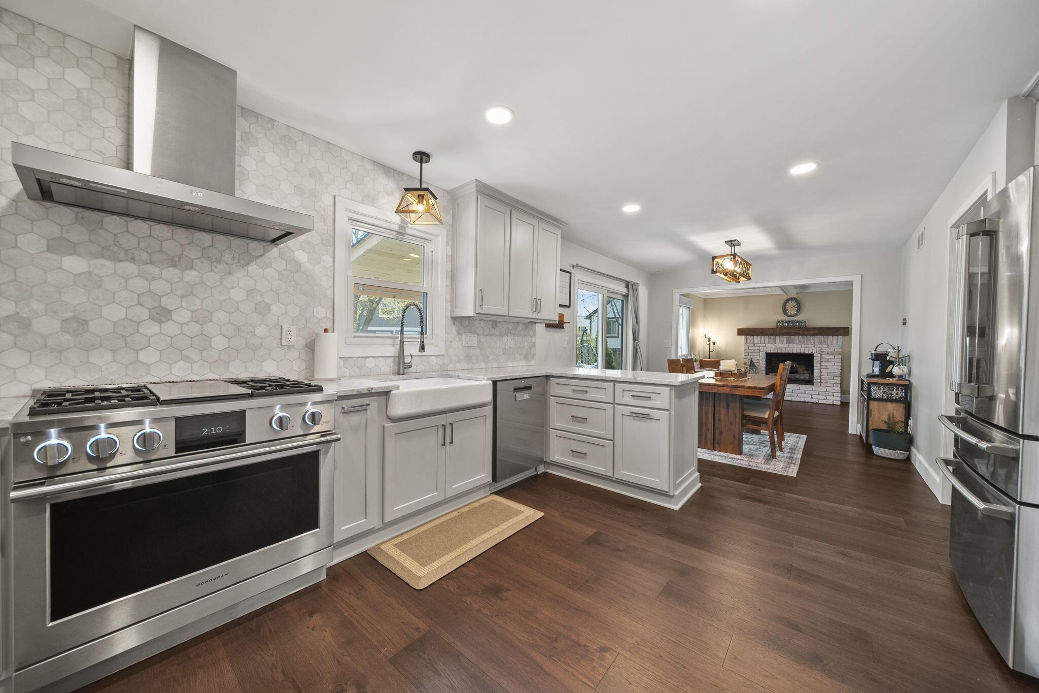 5369 Roscommon Road, Dublin, Ohio image 6