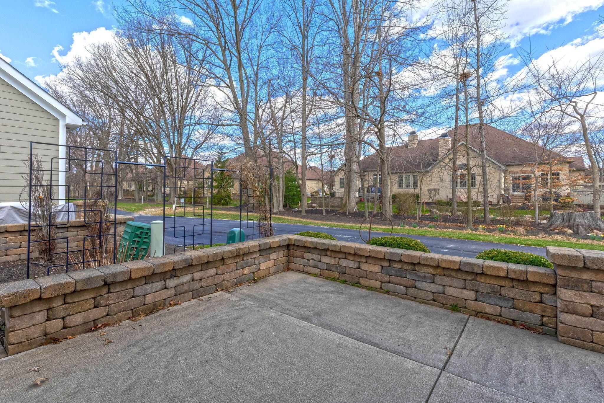 5429 Langwell Drive, Westerville, Ohio image 32