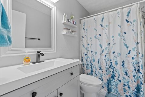 Tiny photo for 3665 2nd Avenue, Urban Crest, OH 43123 (MLS # 225037105)