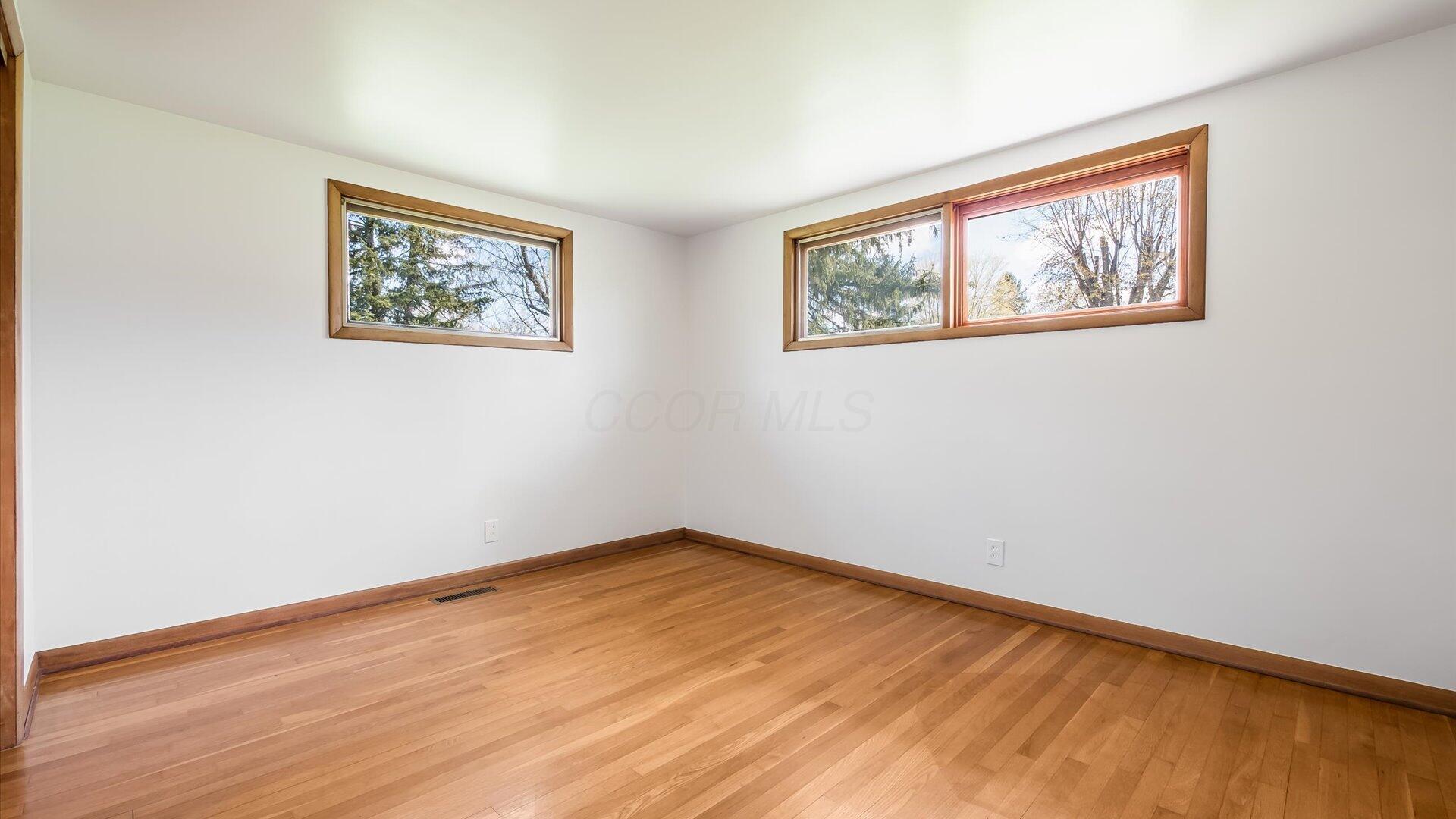 3675 Kay Drive, Zanesville, Ohio image 8
