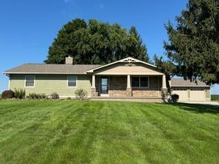 Photo of 2935 Election House Road NW, Lancaster, OH 43130 (MLS # 226033026)