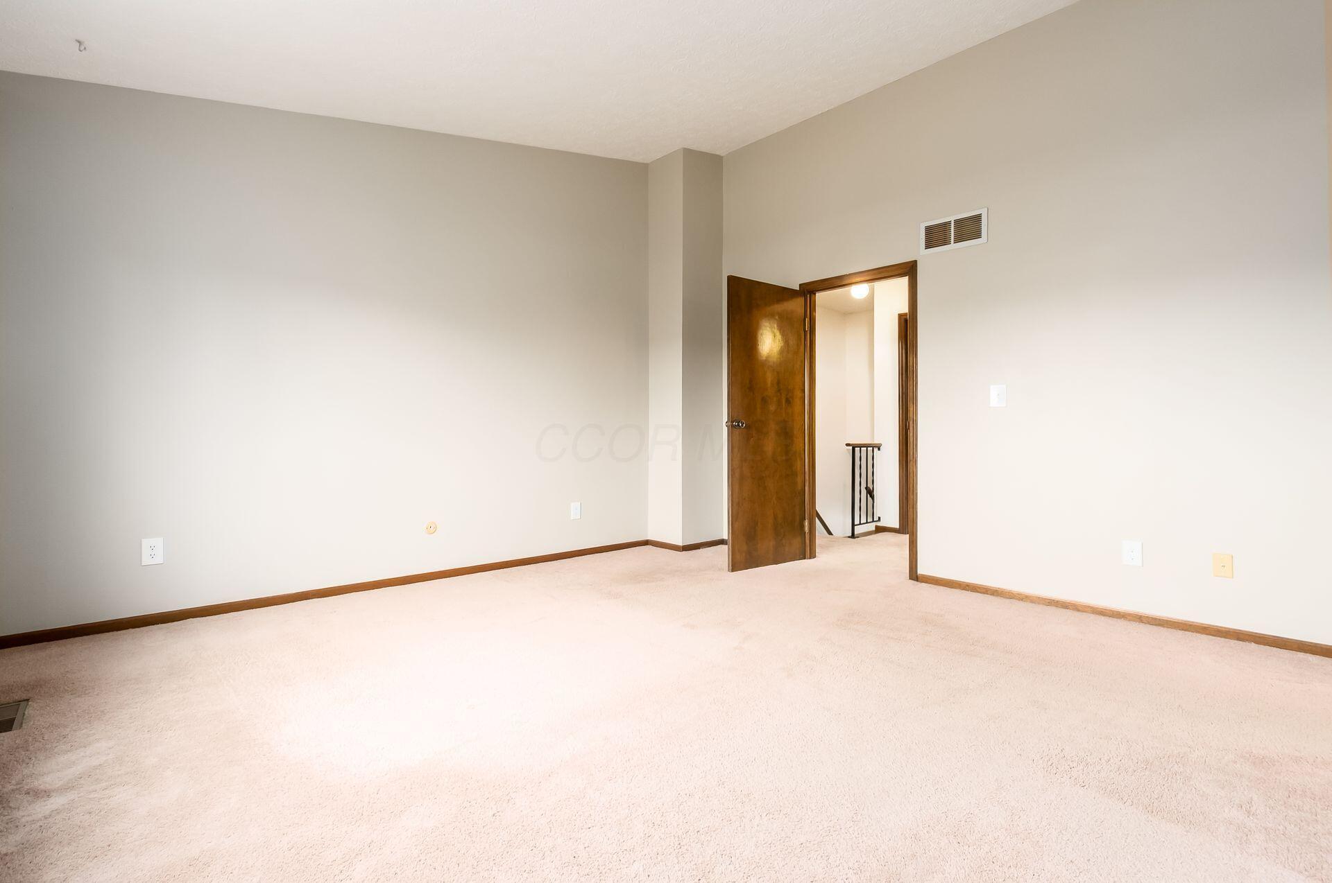 5322 Shannon Lane #52, Columbus, Ohio image 16