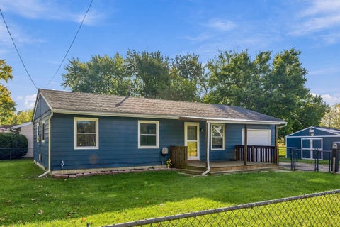Photo of 574 Clinton Street, Marion, OH 43302 (MLS # 226038684)