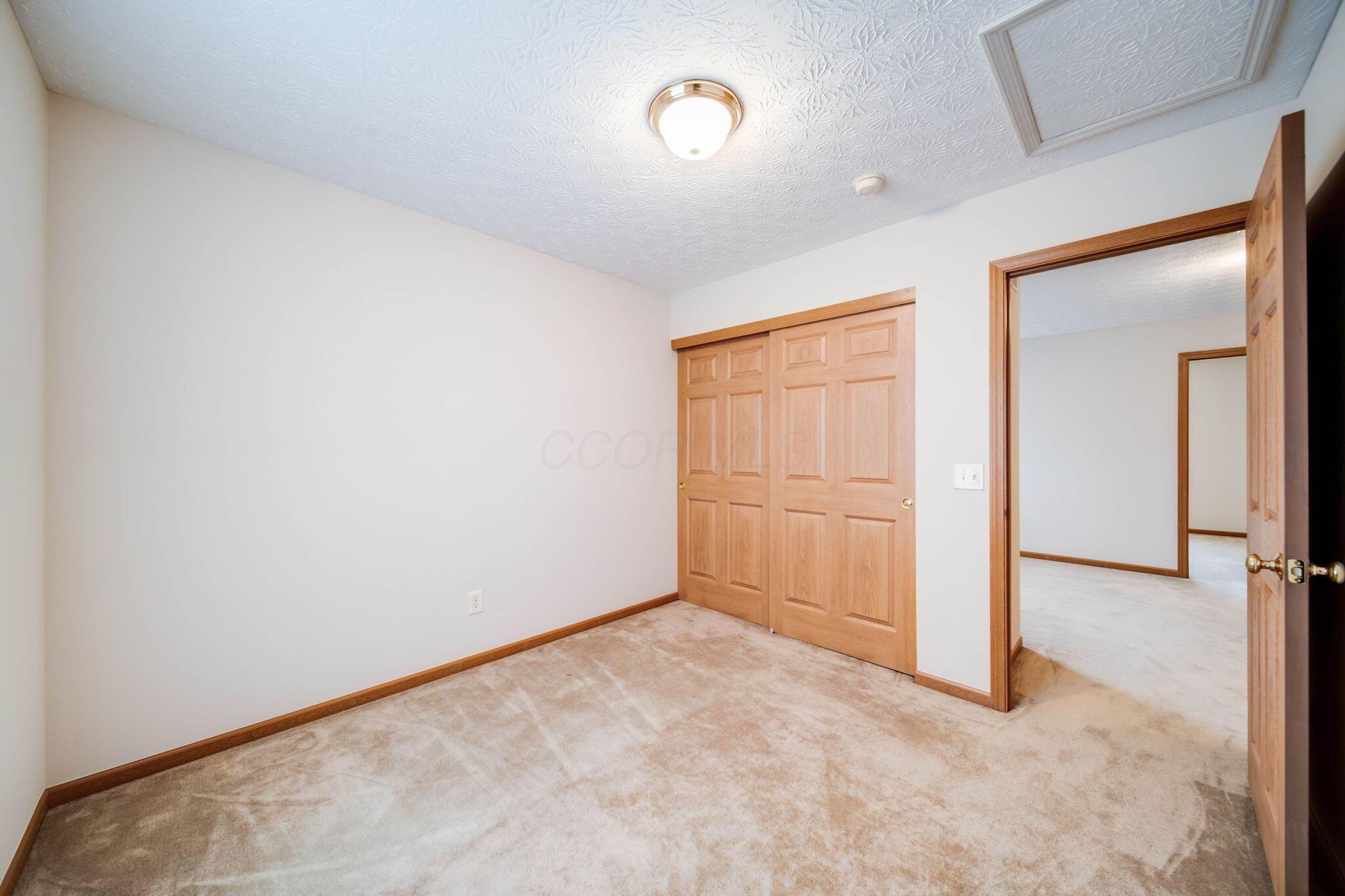 5787 Stonepath Drive, Hilliard, Ohio image 39