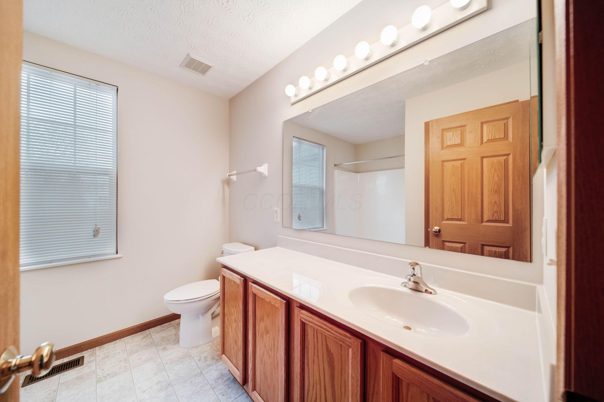 5787 Stonepath Drive, Hilliard, Ohio image 27