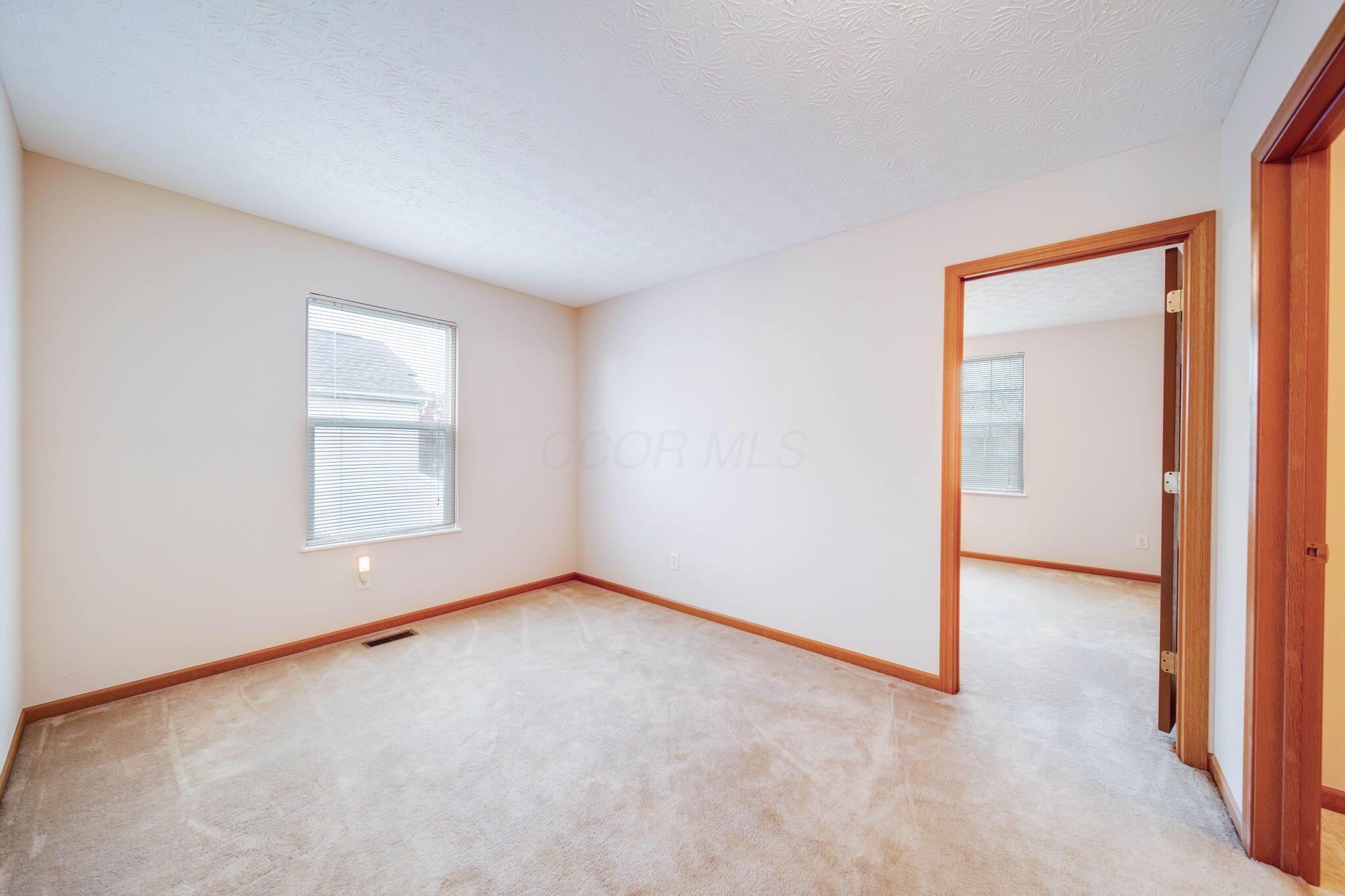 5787 Stonepath Drive, Hilliard, Ohio image 22