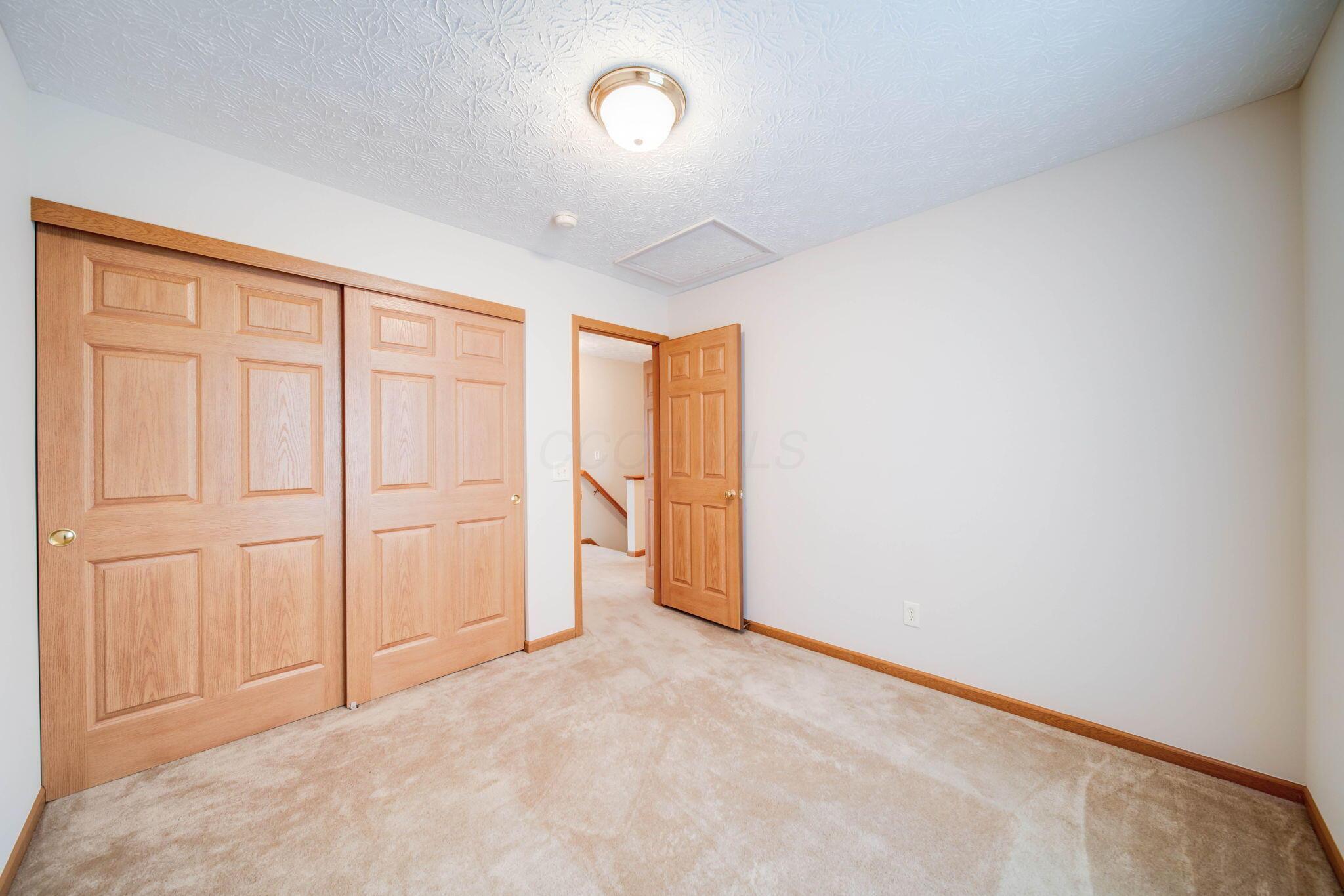 5787 Stonepath Drive, Hilliard, Ohio image 38