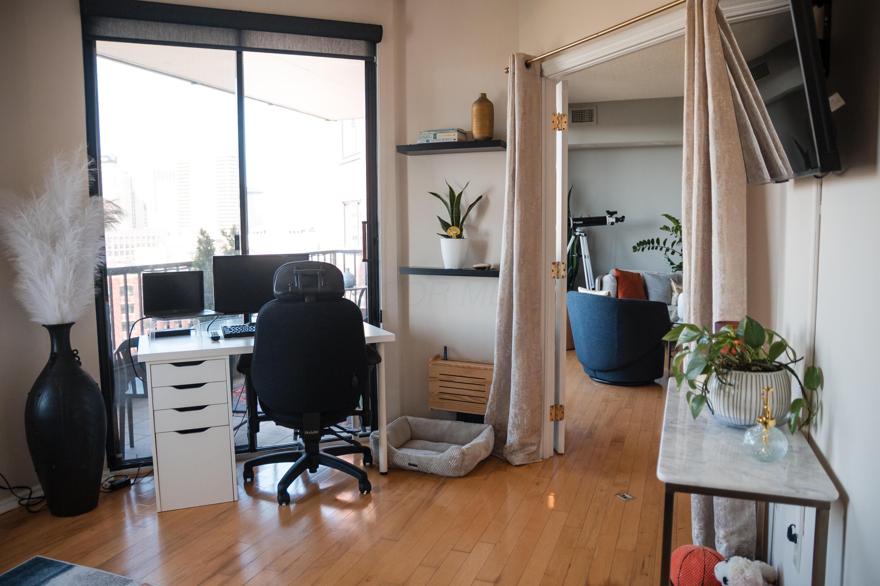 155 W Main Street 1404