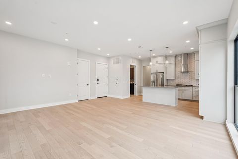 Tiny photo for 2867 Kobuk Drive 302 #302, Columbus, OH 43228 (MLS # 226006207)