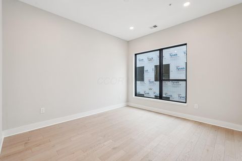 Tiny photo for 2867 Kobuk Drive 302 #302, Columbus, OH 43228 (MLS # 226006207)