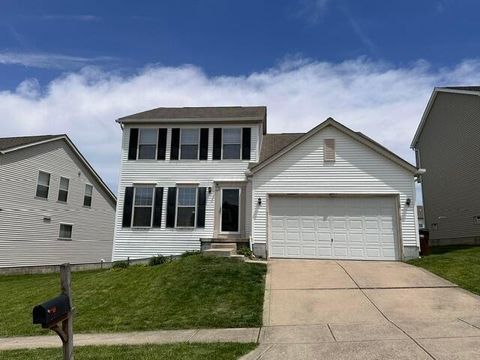 Homes For Sale - 40 W Twin Maple Avenue<br/> Lithopolis, OH 43136