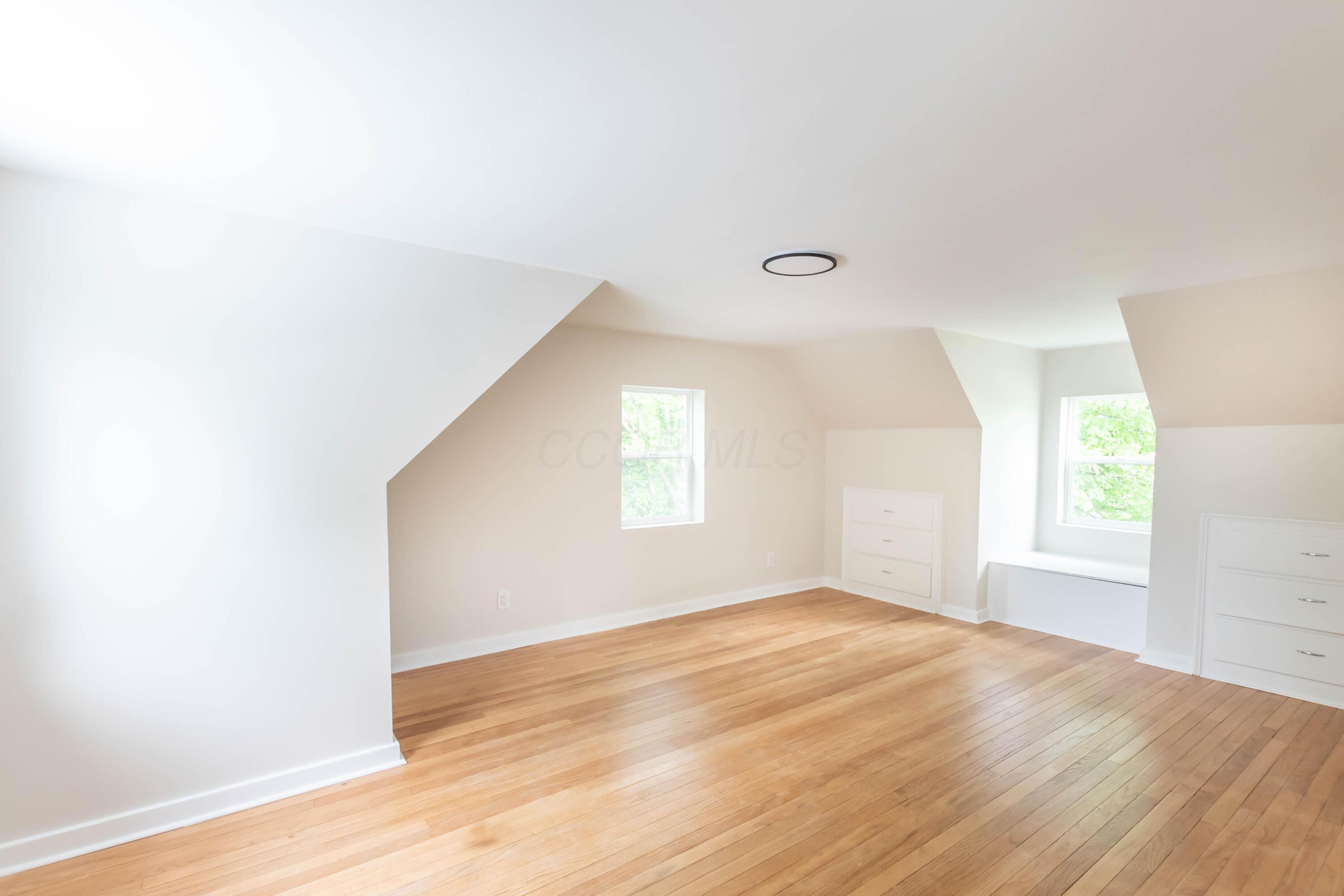 109 E Home Road, Springfield, Ohio image 16
