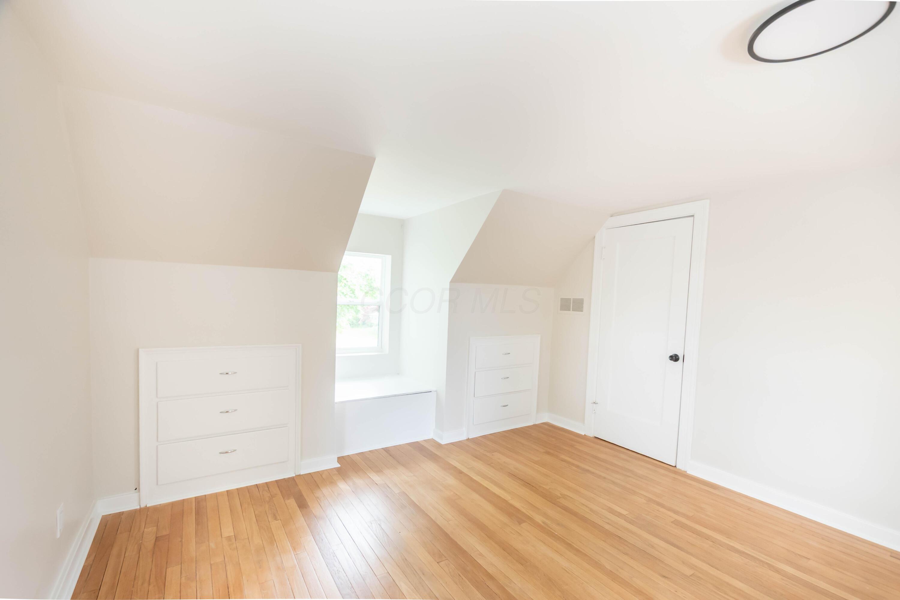 109 E Home Road, Springfield, Ohio image 17