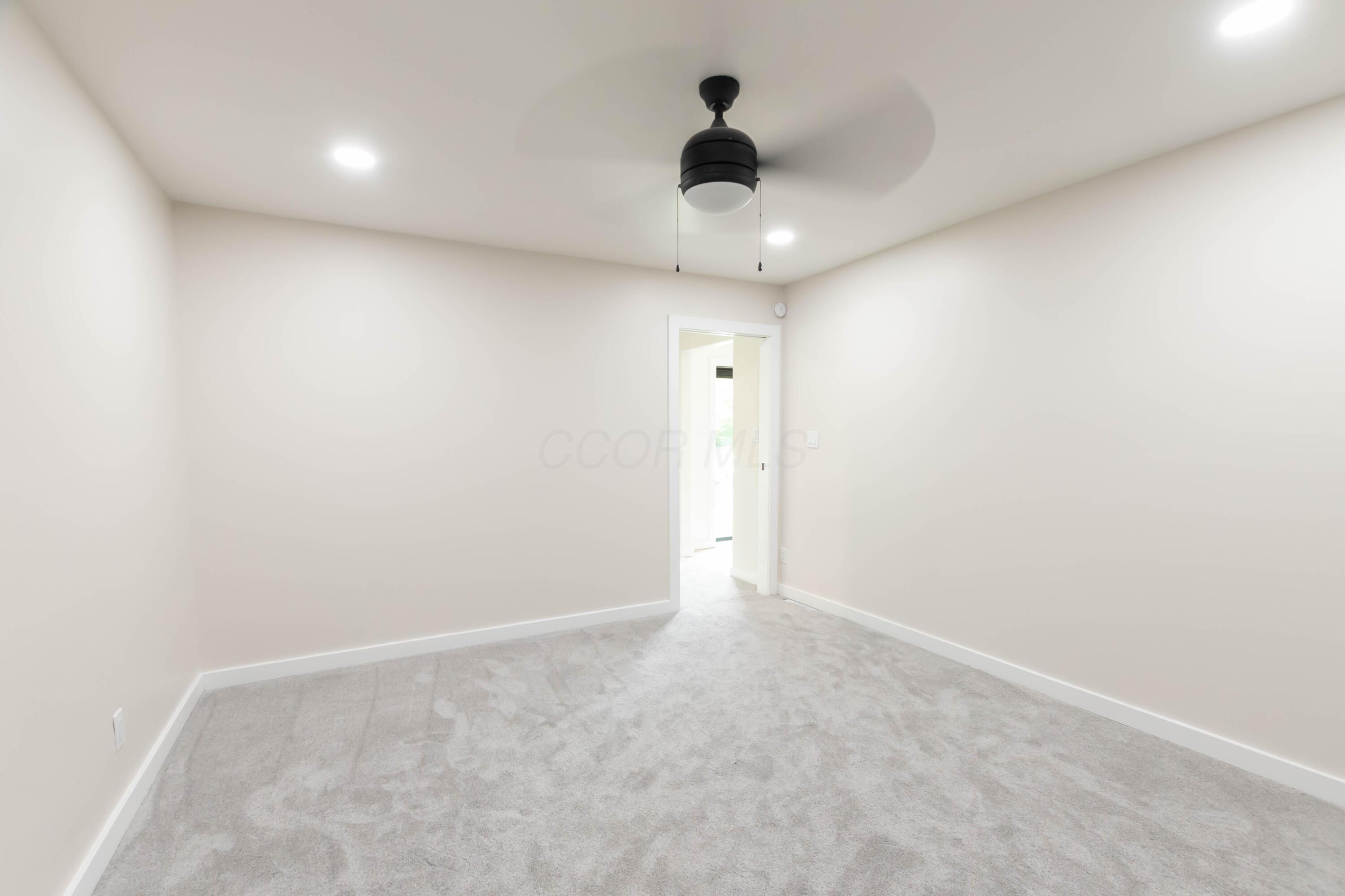 109 E Home Road, Springfield, Ohio image 12