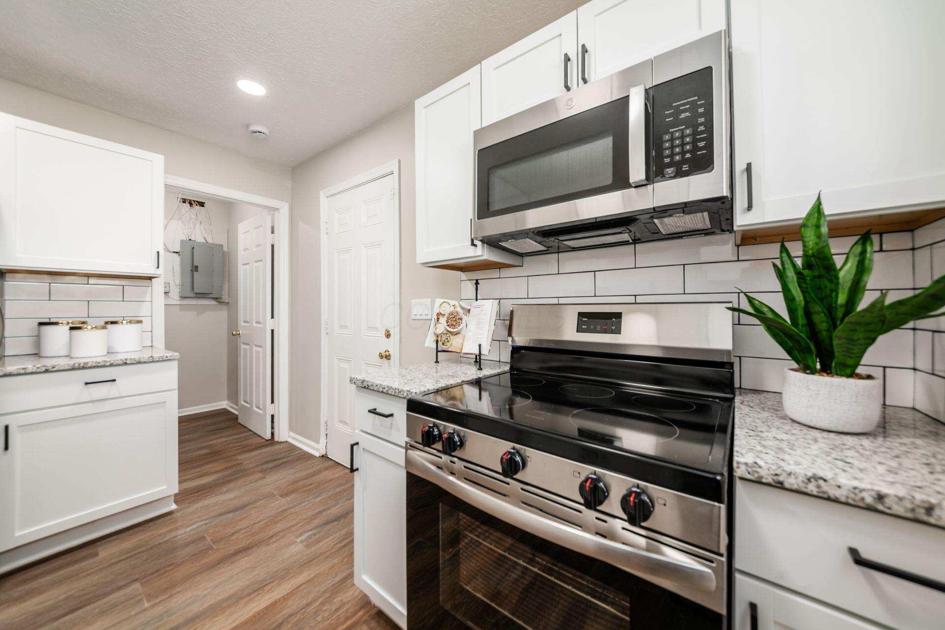 2440 Brentnell Avenue, Columbus, Ohio image 10