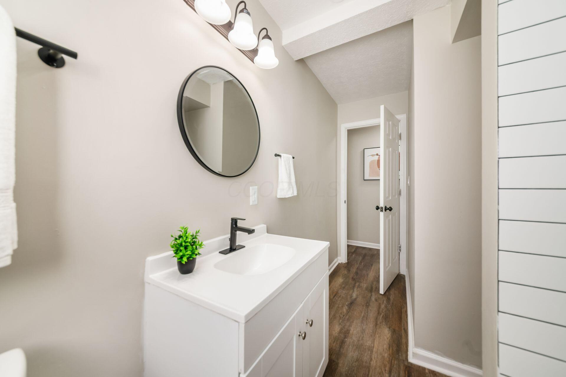 2440 Brentnell Avenue, Columbus, Ohio image 15