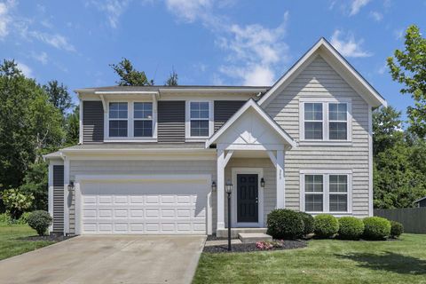 Photo of 342 Isaac Tharp Street, Pataskala, OH 43062 (MLS # 226006621)