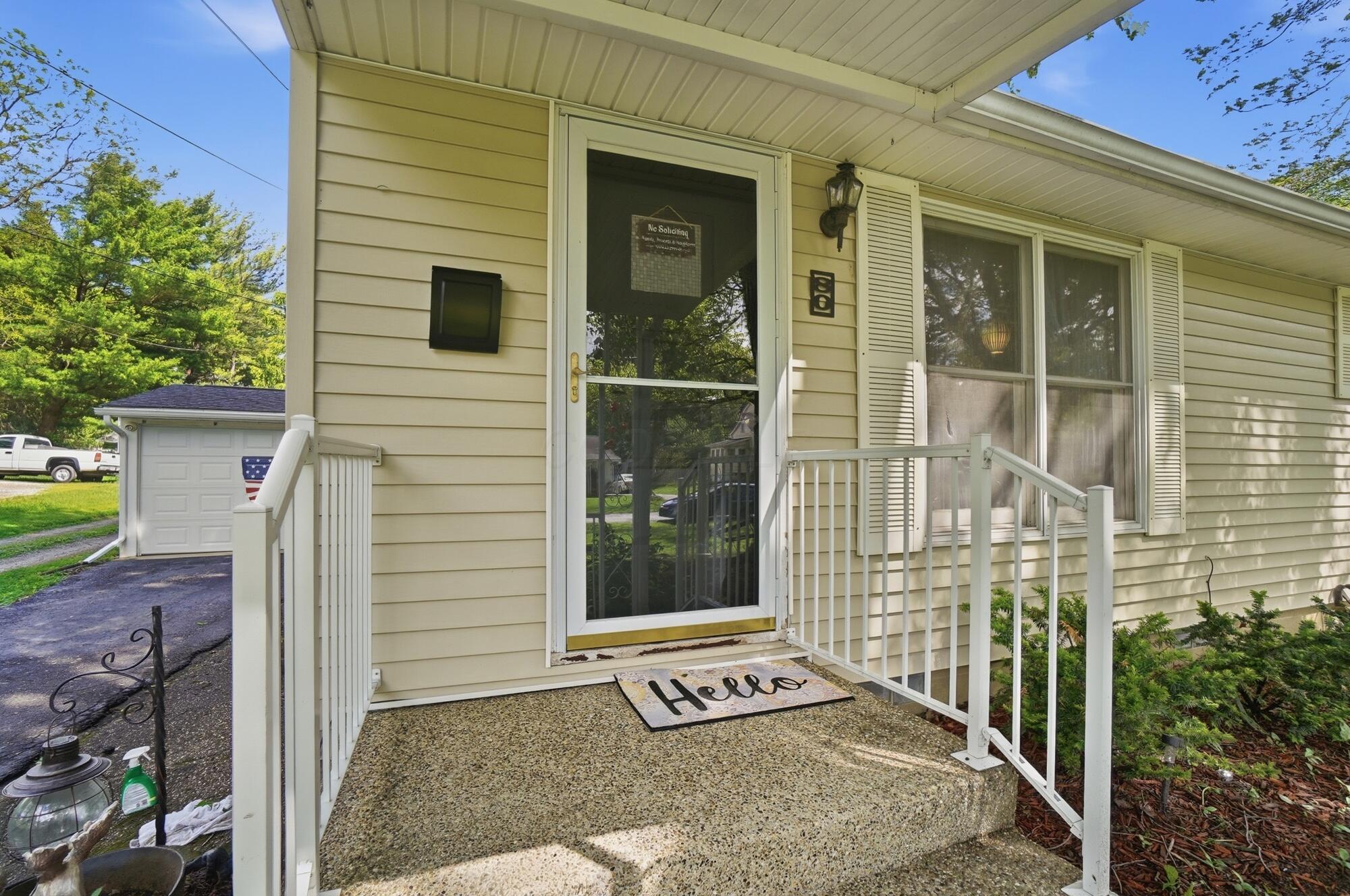 80 N Westmoor Avenue