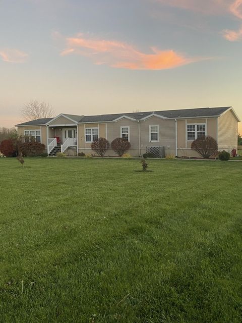 Photo of 7046 Township Road 195, Centerburg, OH 43011 (MLS # 226000327)