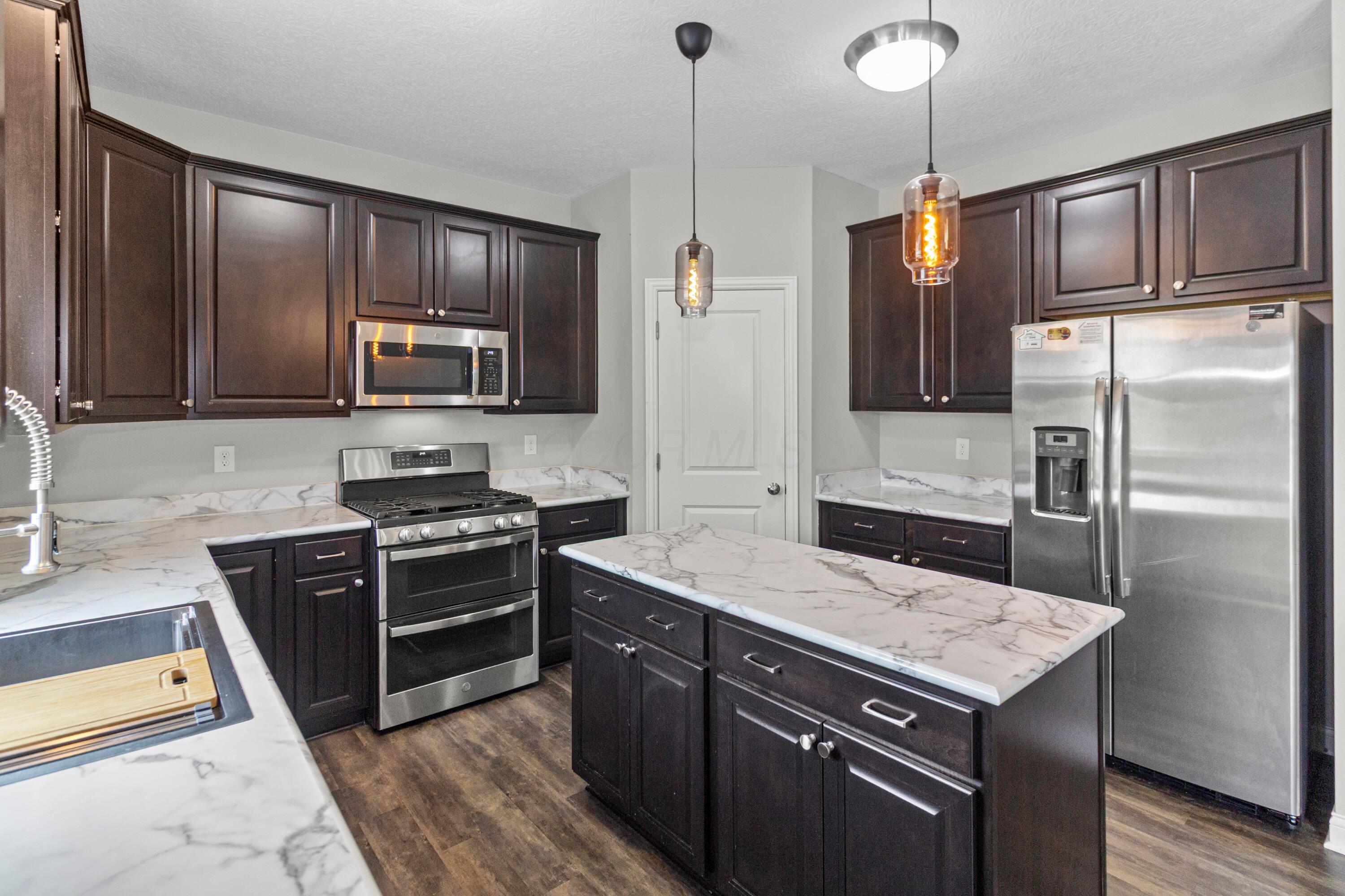 3015 Green Line Way, Columbus, Ohio image 11
