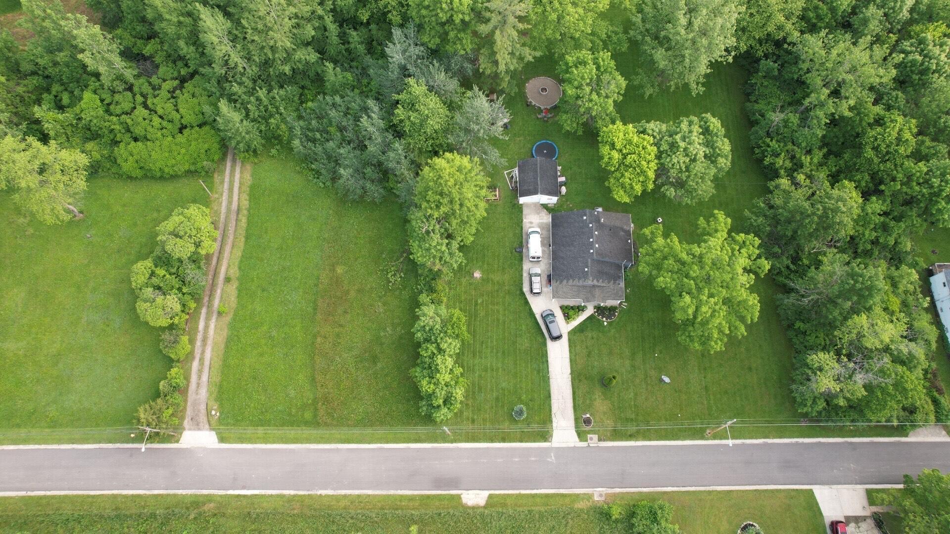 3rd Avenue, Grove City, Ohio image 1
