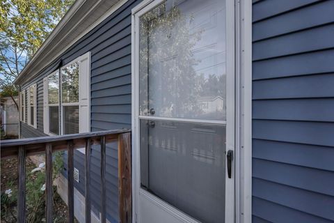 Tiny photo for 350 Ray Avenue, Circleville, OH 43113 (MLS # 225037763)