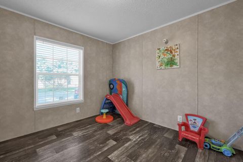 Tiny photo for 350 Ray Avenue, Circleville, OH 43113 (MLS # 225037763)