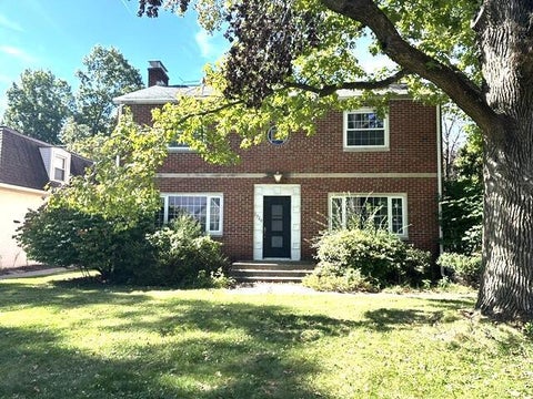 Photo of 2729 Welsford Road, Upper Arlington, OH 43221 (MLS # 226039018)